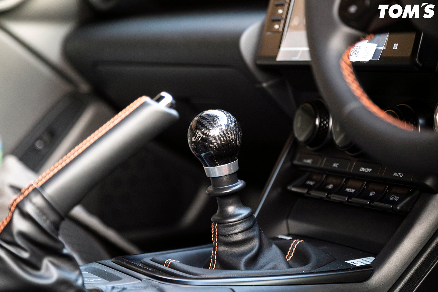 Carbon Shift Knob (Manual Trans only)