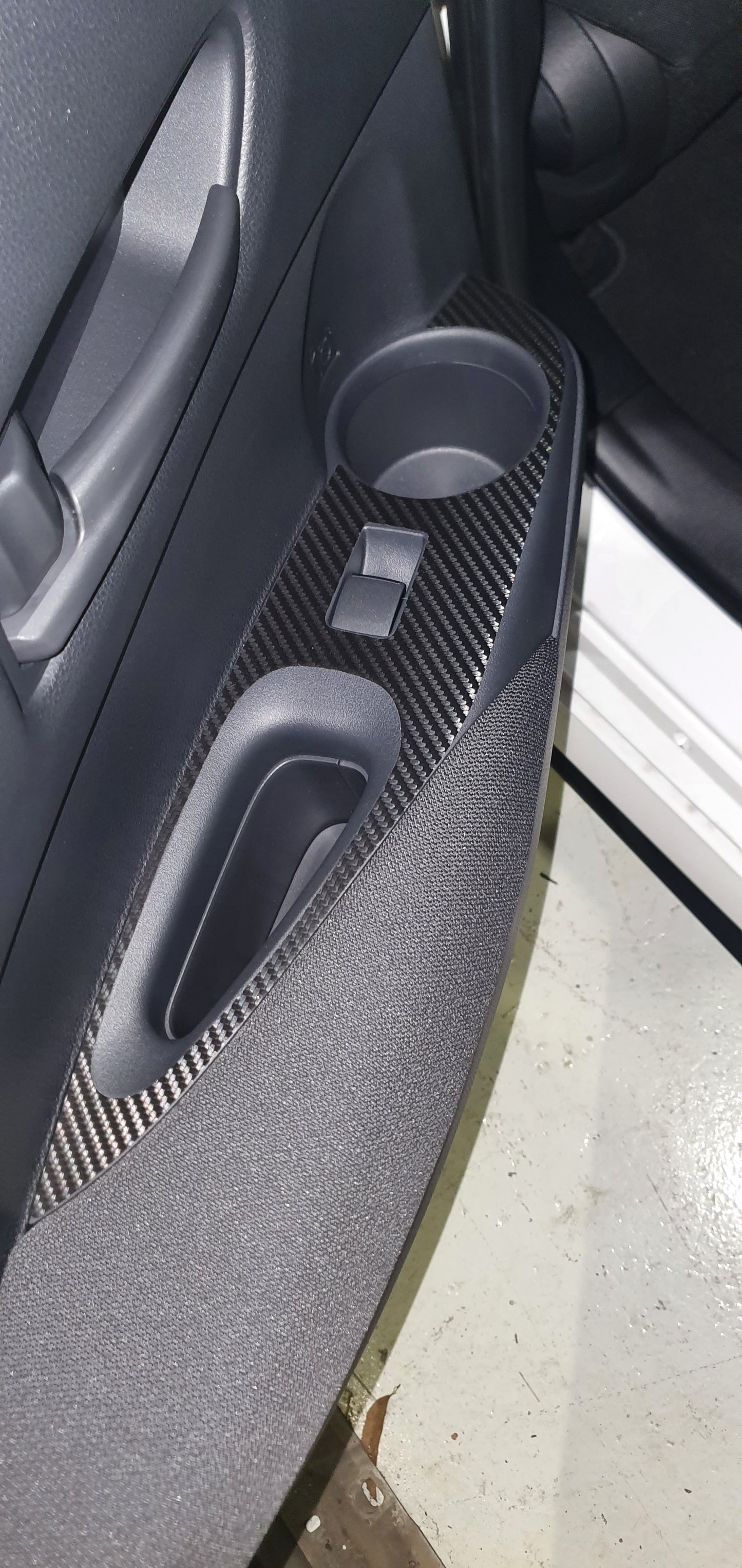 Carbon Interior overlay