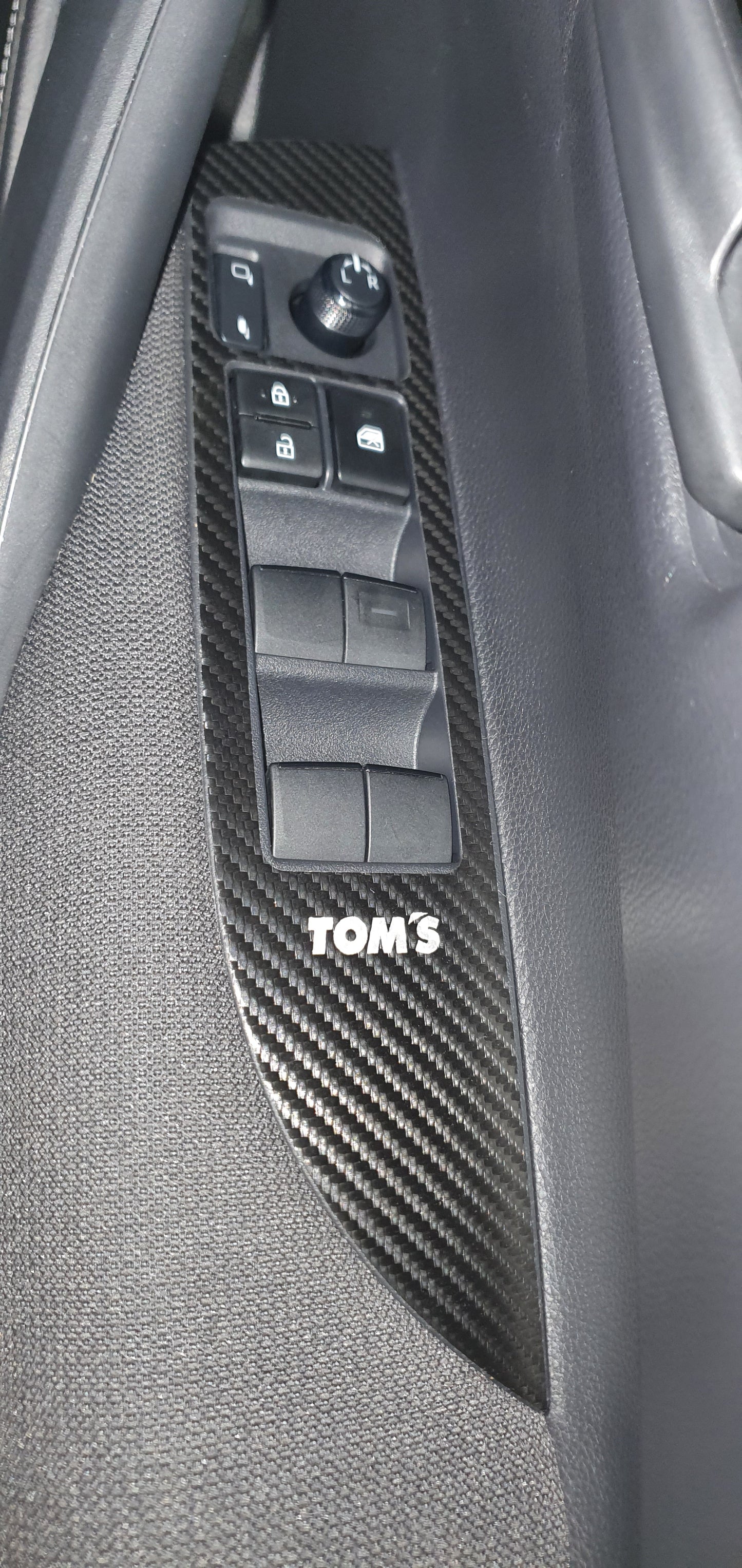 Carbon Interior overlay
