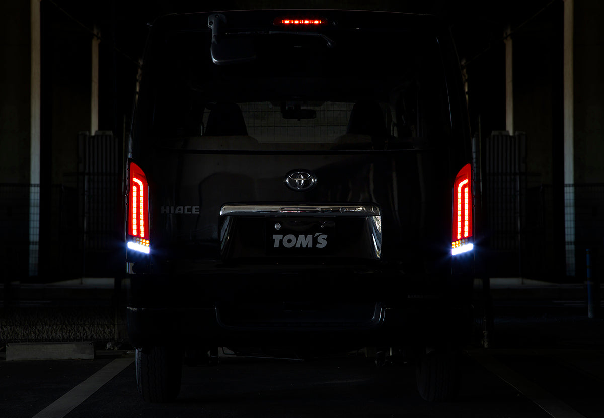Toyota Hiace 200 serise LED tails – toms racing australia