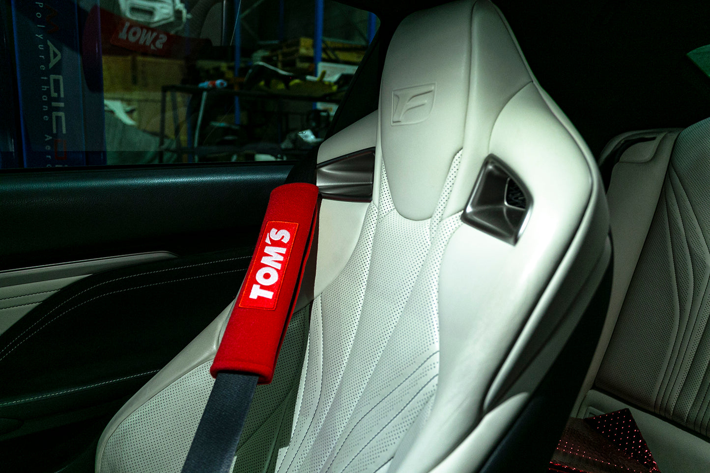 Toms Shoulder Pads (Last Remake **Feb 2027 Delivery**)