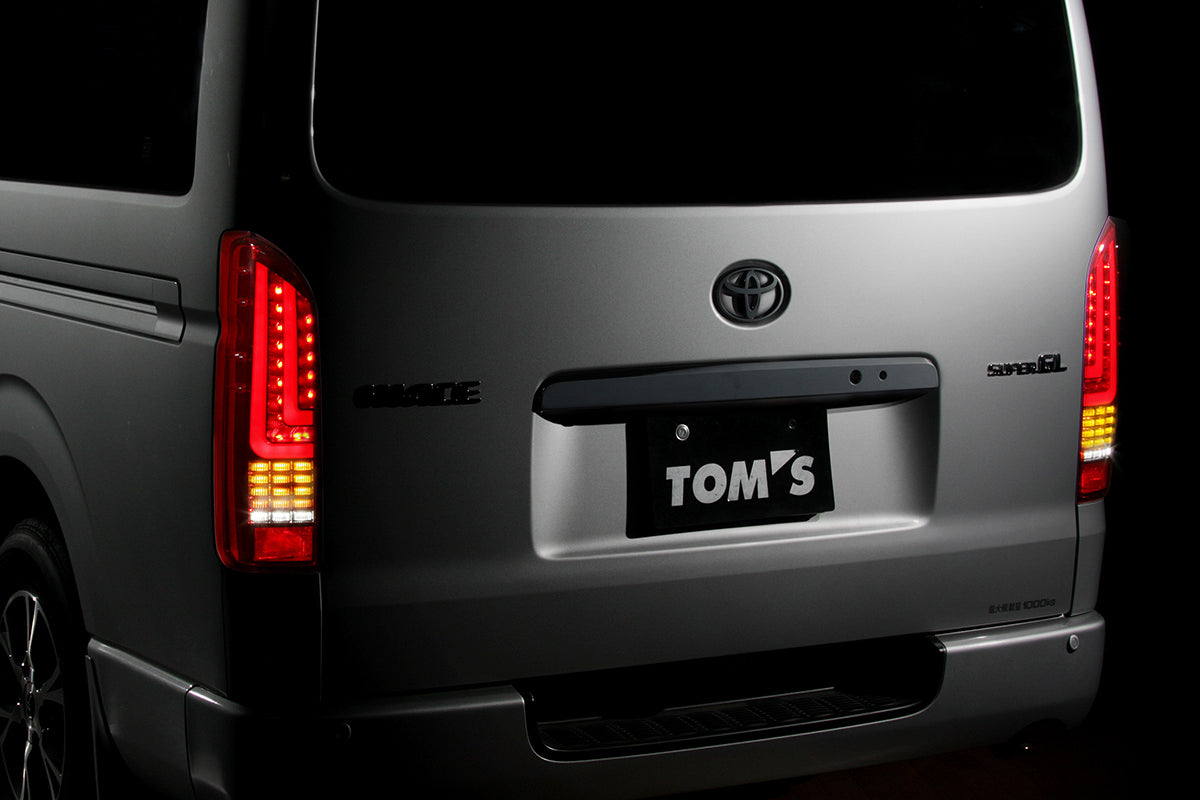 Toyota Hiace 200 serise LED tails