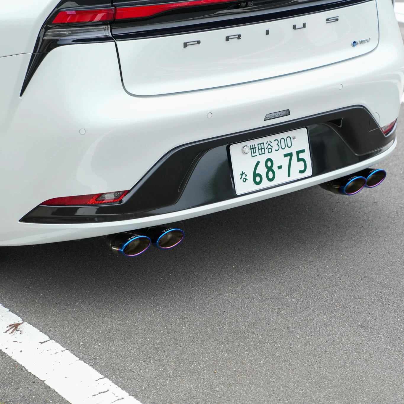 TOM'S Barrel Exhaust System For Toyota Prius (60 Series)