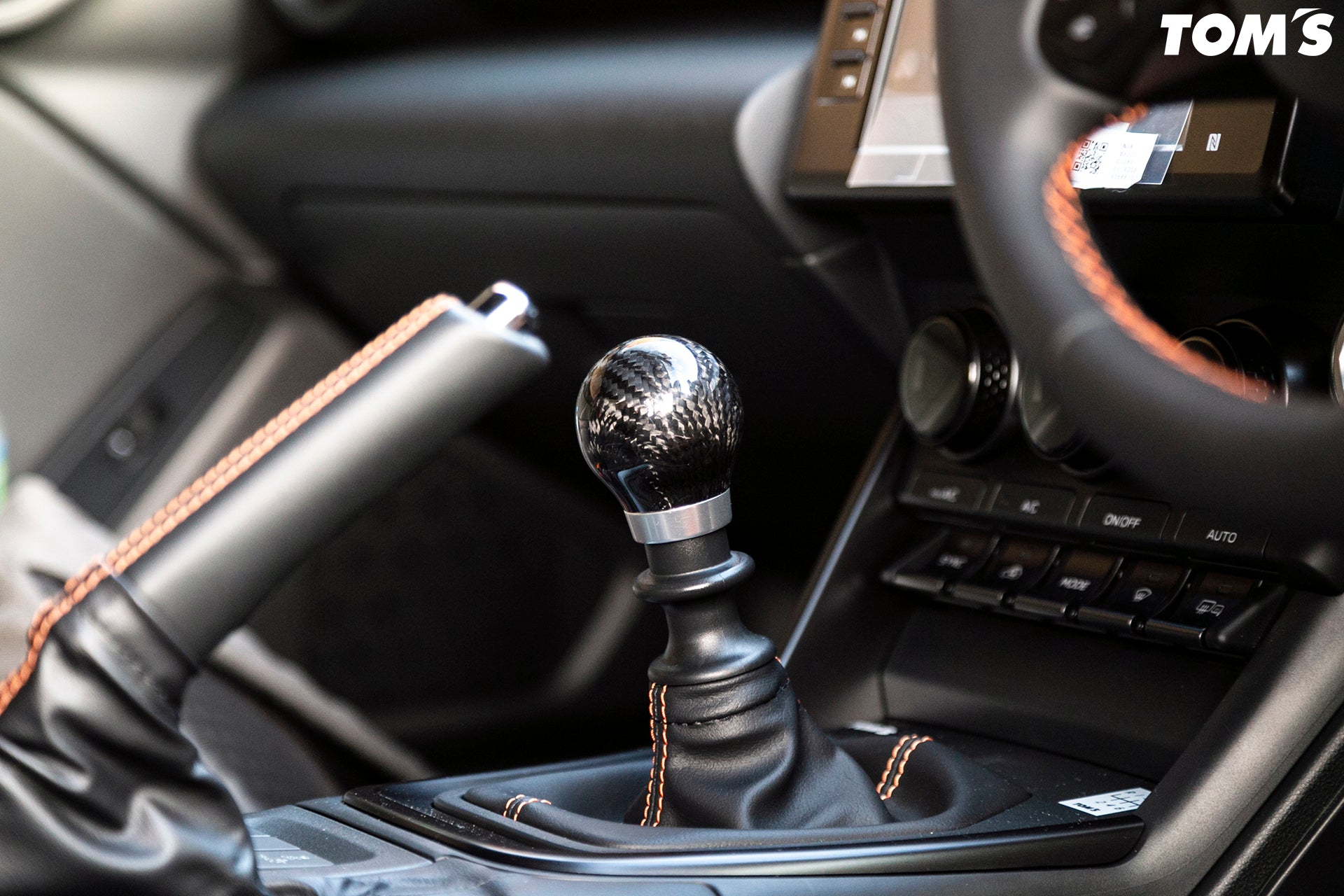 Tom's Racing Parts Carbon Shift Knob (Manual Trans only) – toms racing australia