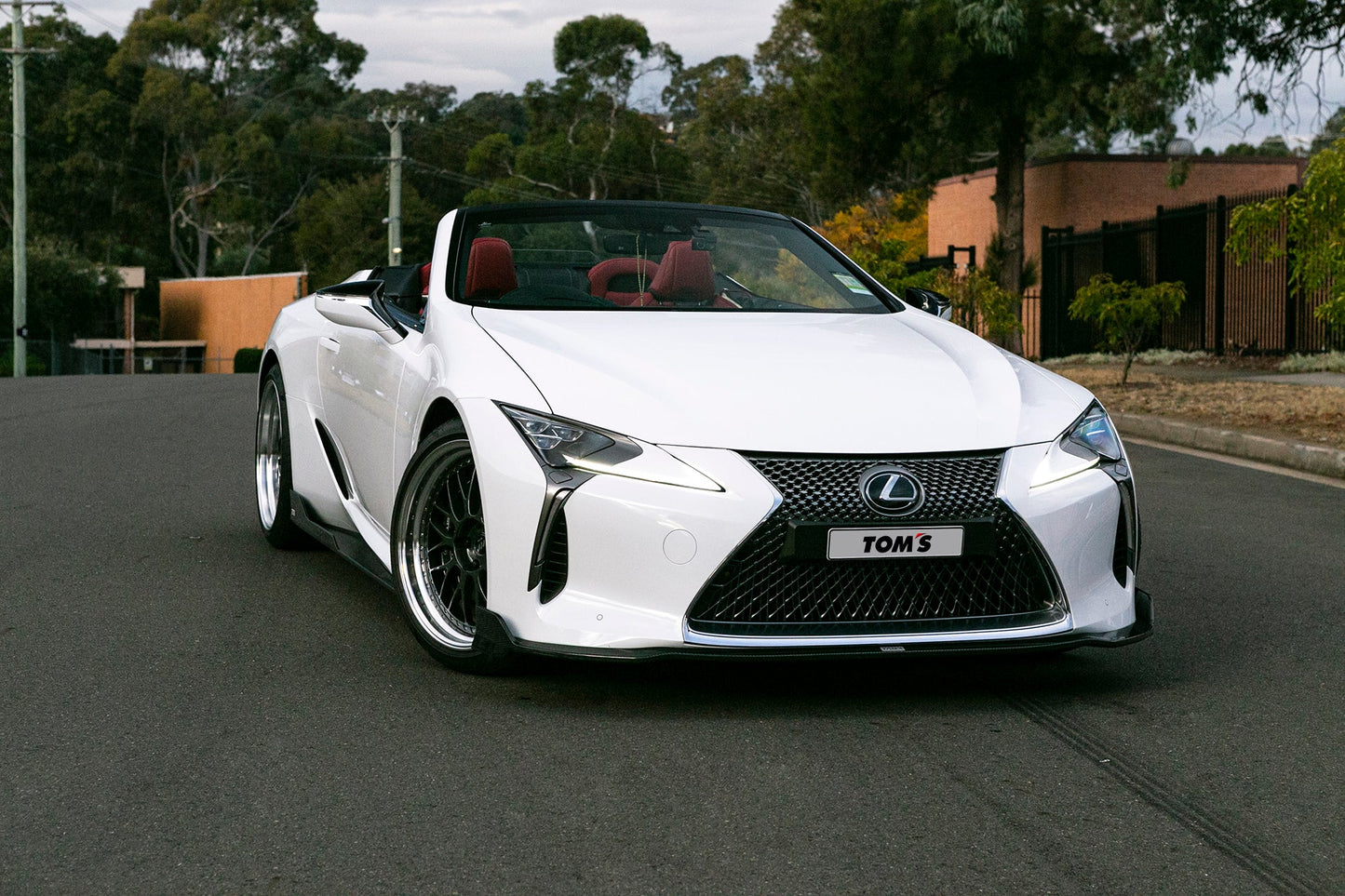 Lexus LC500 Convertible Toms Complete car