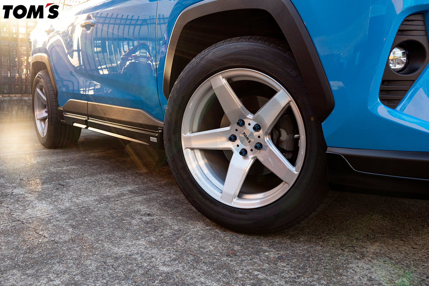 Toms Complete Car Toyota RAV4
